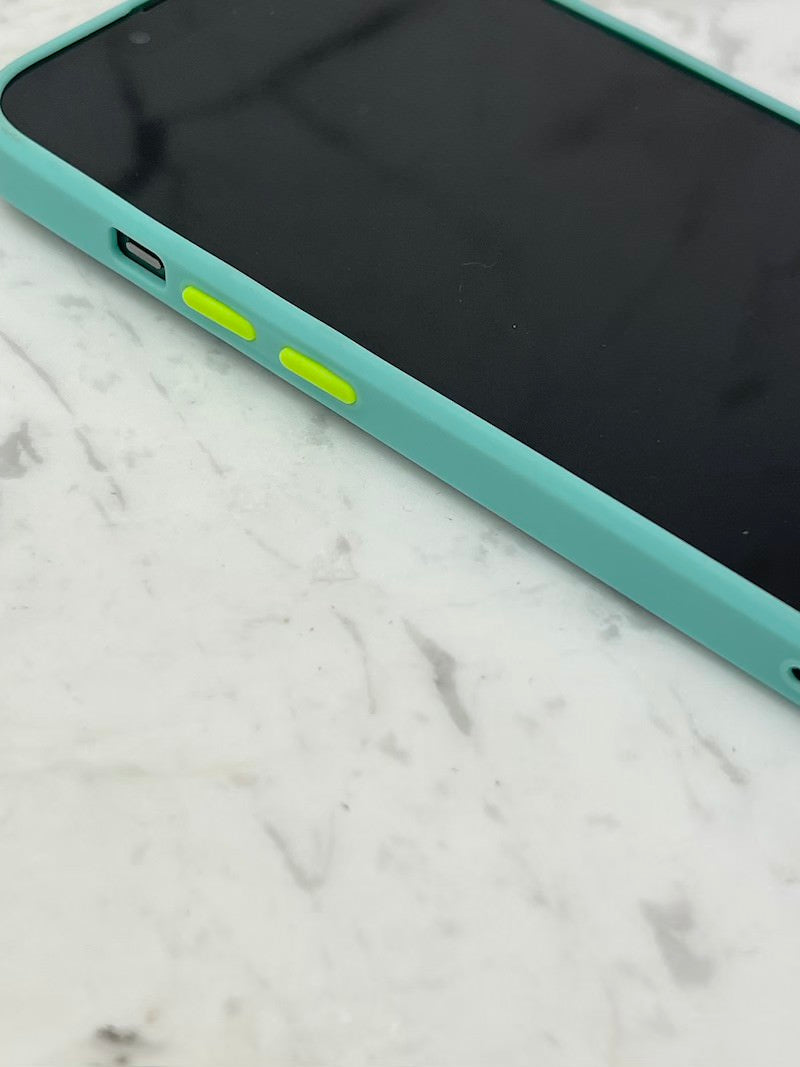 PhoneCase_BlueEye_Alt