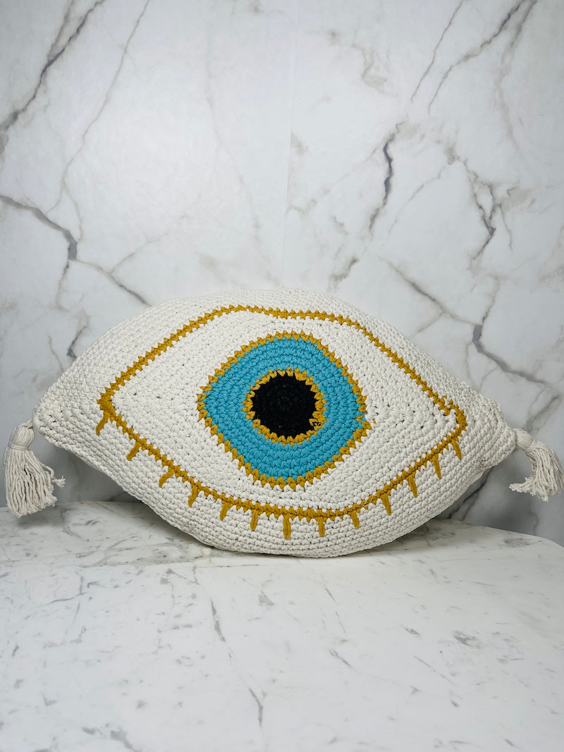 Pillow_Crocheted_whtgld